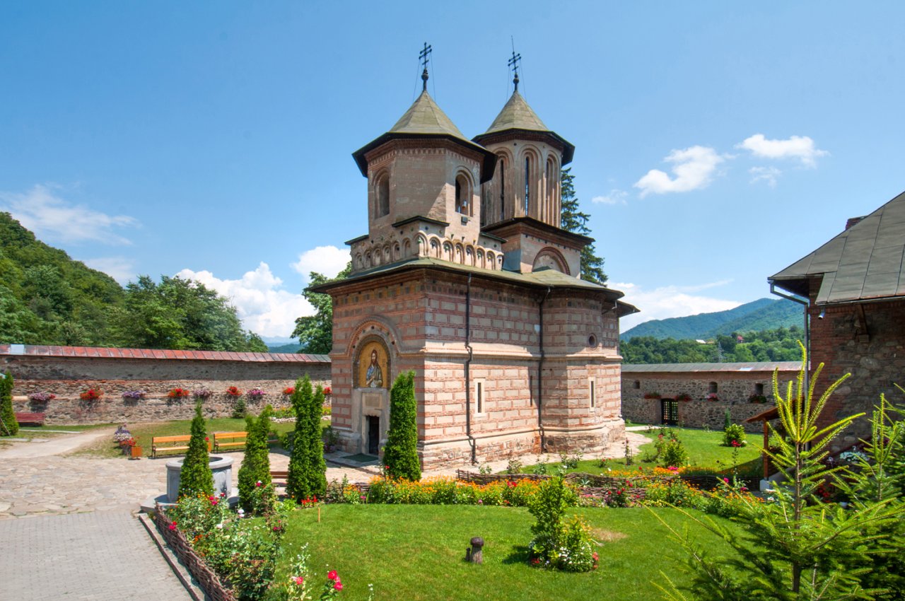 Mănăstirea Cornetu