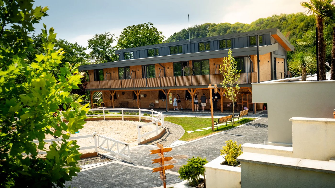 Ecvestria Ranch — Echitație & Agrement Copii (Ocnele Mari)